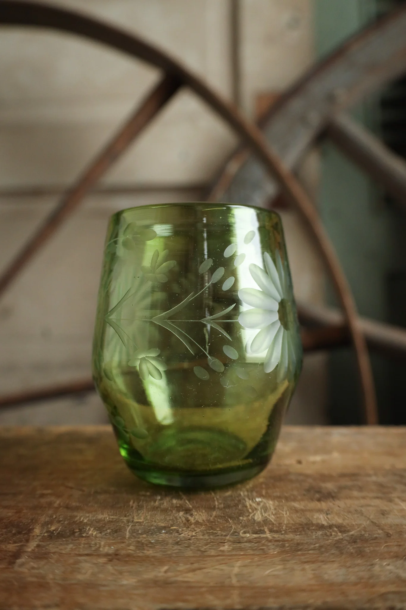 Rose Ann Hall Condessa Stemless Wine Glass- Verde - Image 3