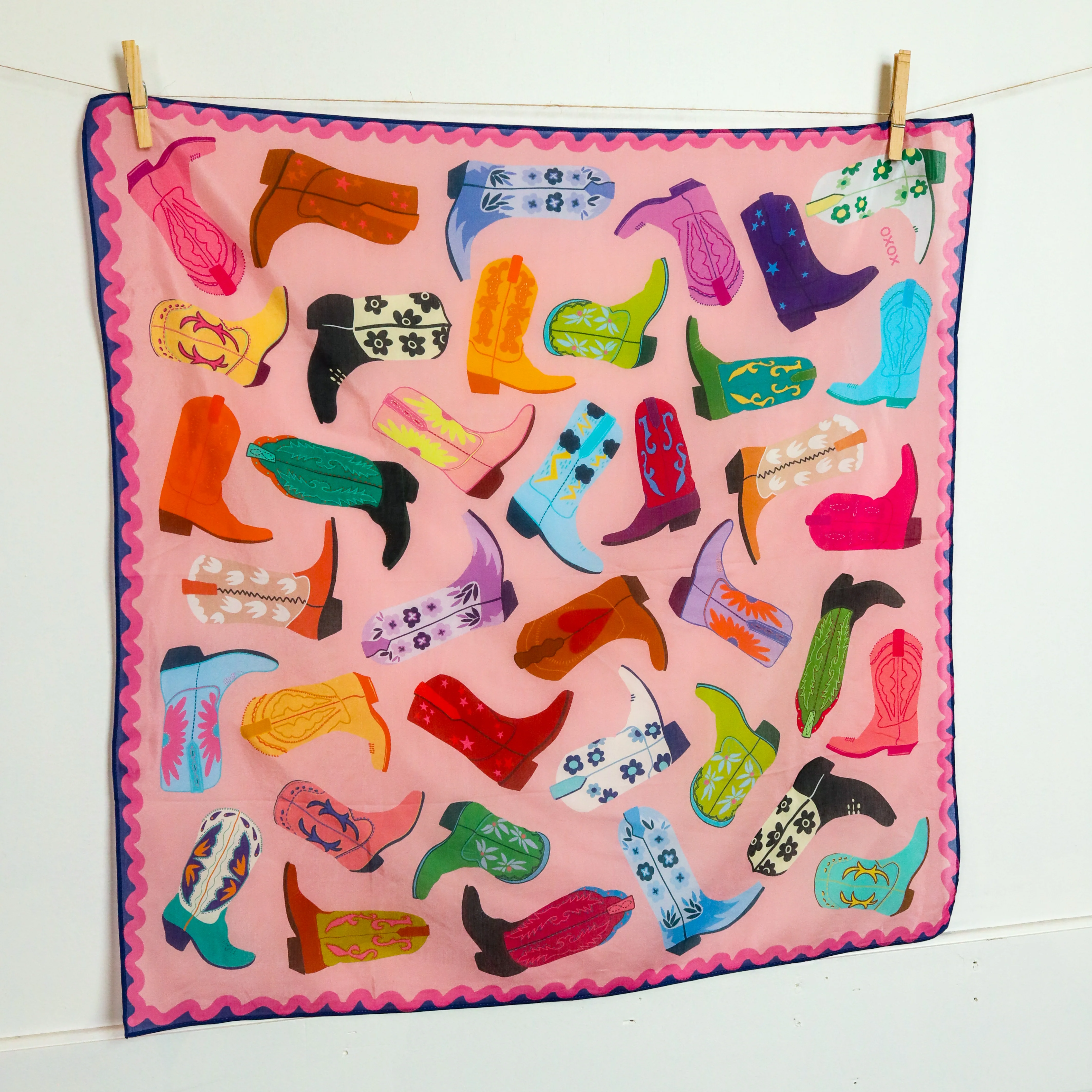 Xoxoart Boot Love Shorty Scarf - Image 5
