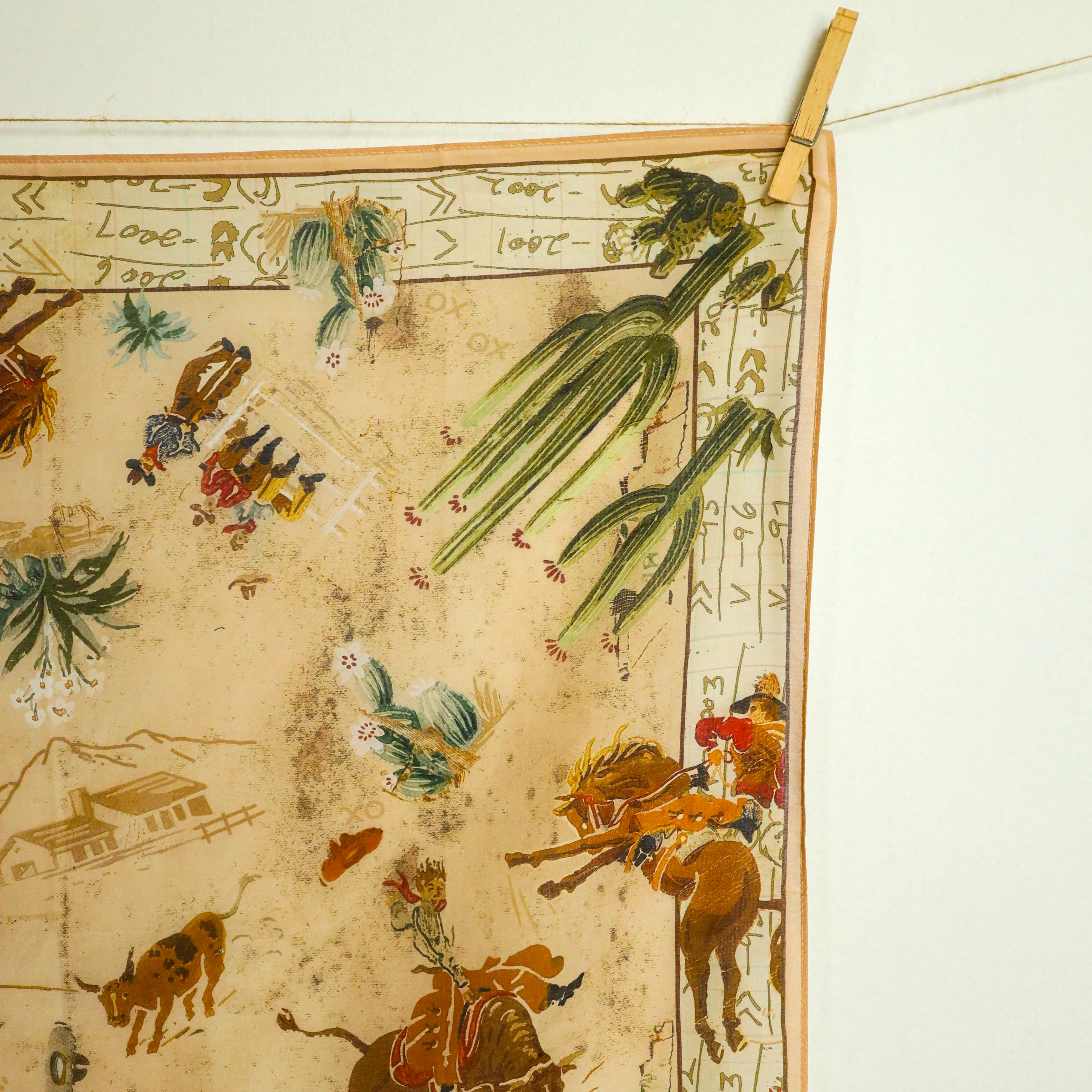Xoxoart Grandpa's Wallpaper Shorty Scarf - Image 4